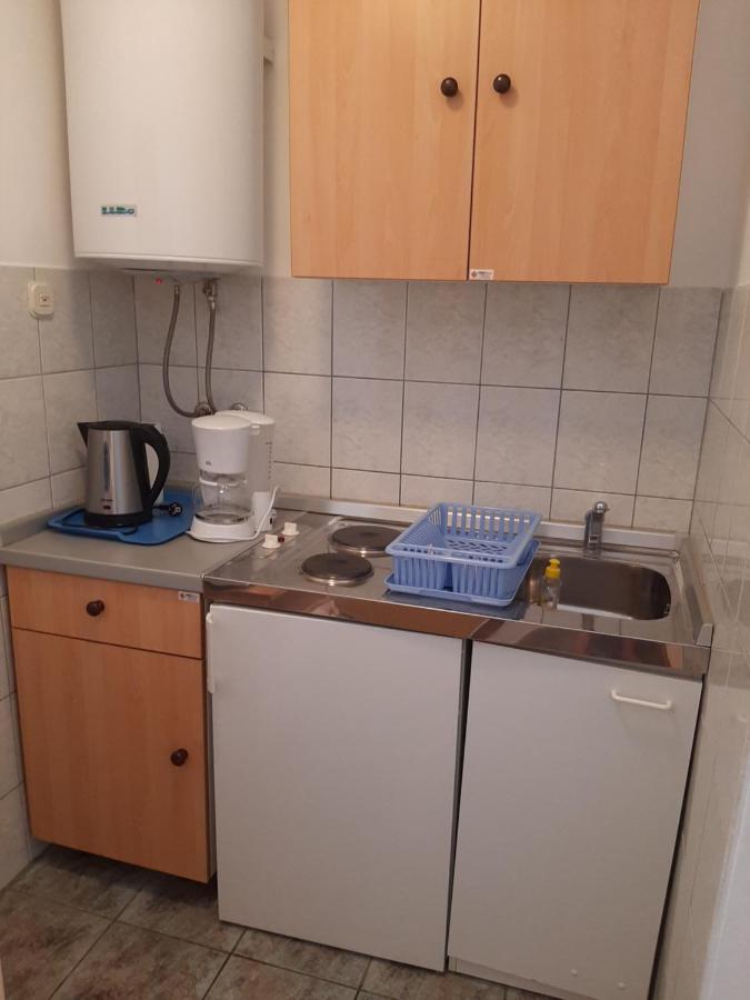 Apartments Marta Starigrad Paklenica Esterno foto