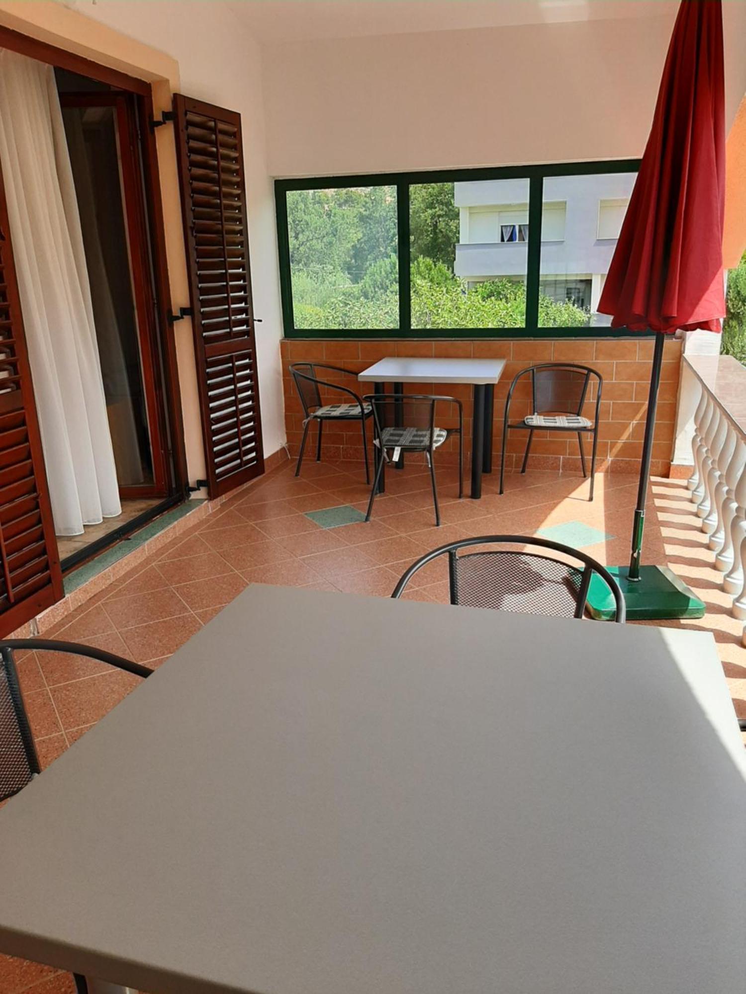 Apartments Marta Starigrad Paklenica Camera foto