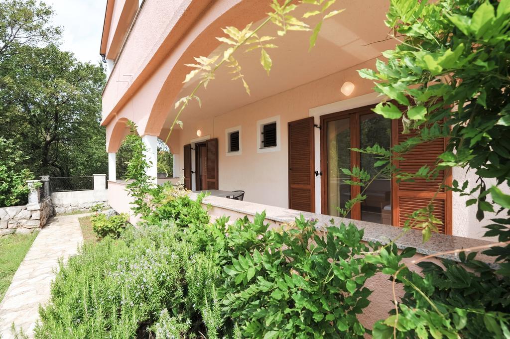 Apartments Marta Starigrad Paklenica Camera foto